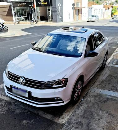 VOLKSWAGEN JETTA 2.0 TSI HIGHLINE 211CV GASOLINA 4P TIPTRONIC